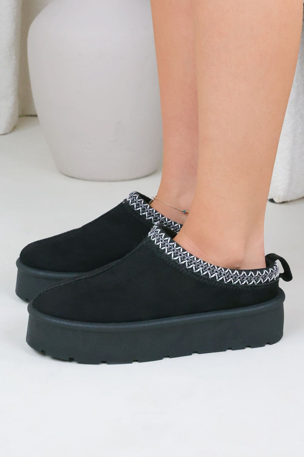 Tamara - Cushioned Footbed