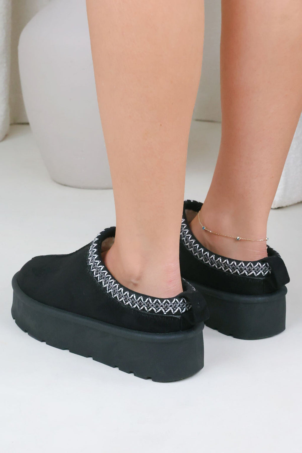 Tamara - Cushioned Footbed