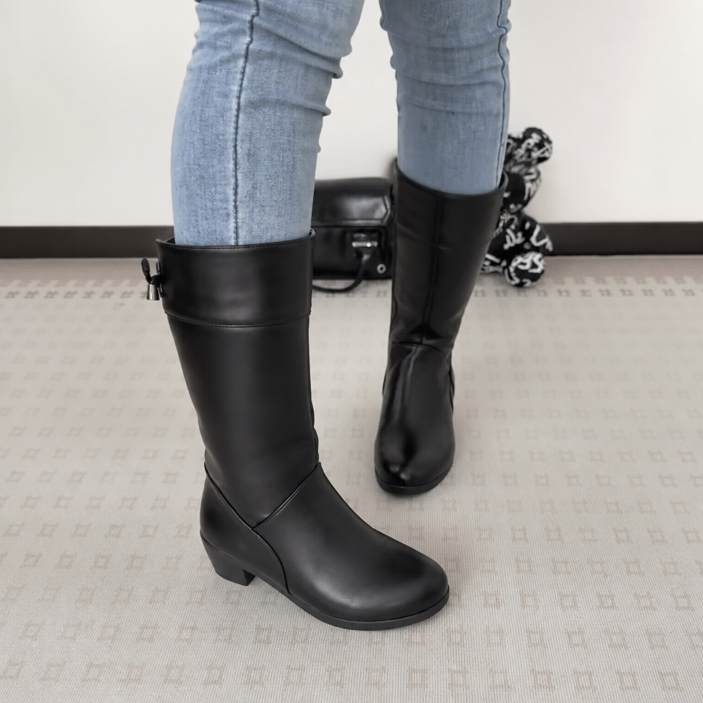 Victoria - Fleece Lined
