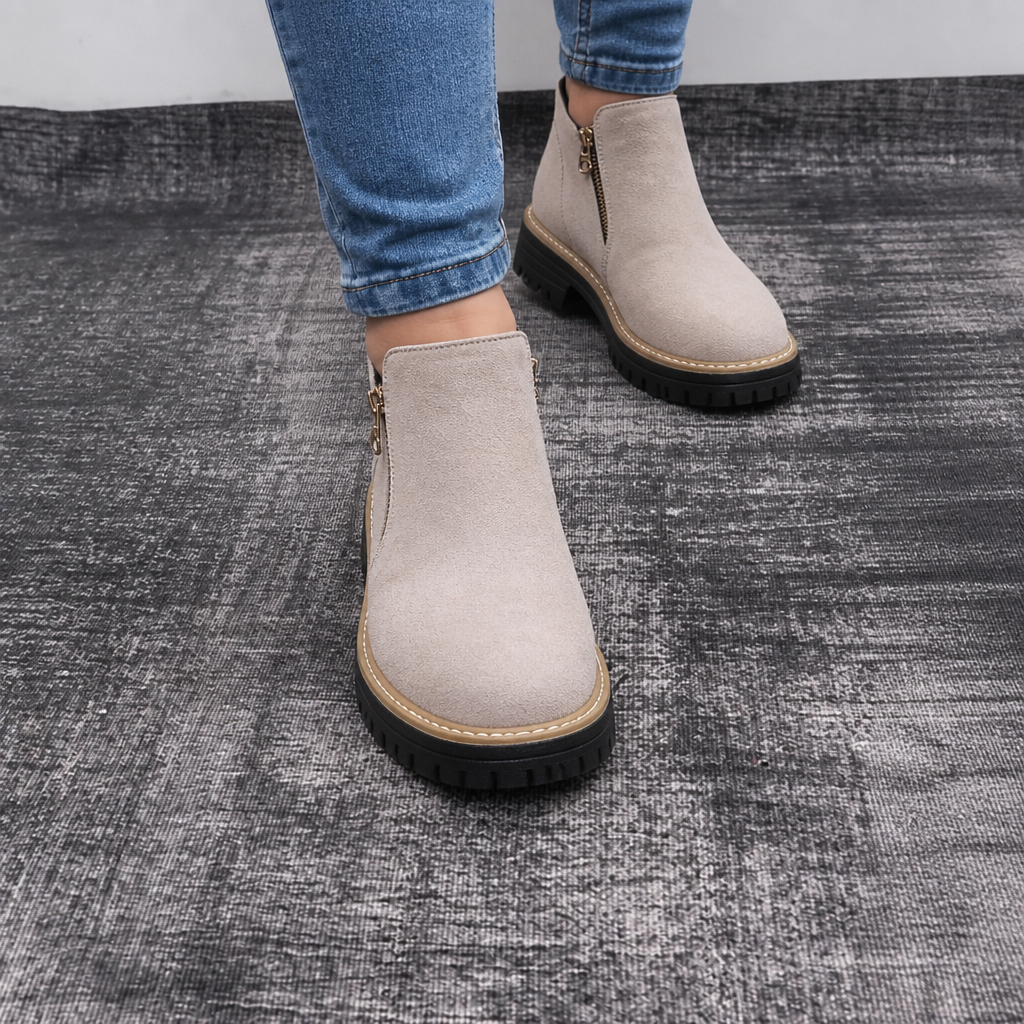 Hannah - Wide Toe Box